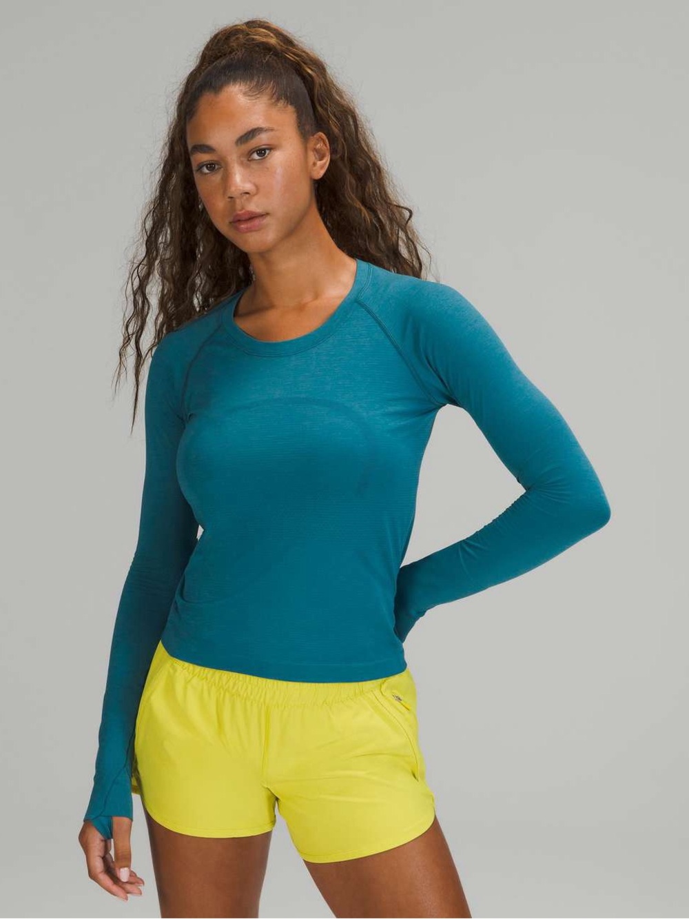 Lululemon Swiftly Tech Long Sleeve Shirt 2.0 Race Length Capri/Capture Blue